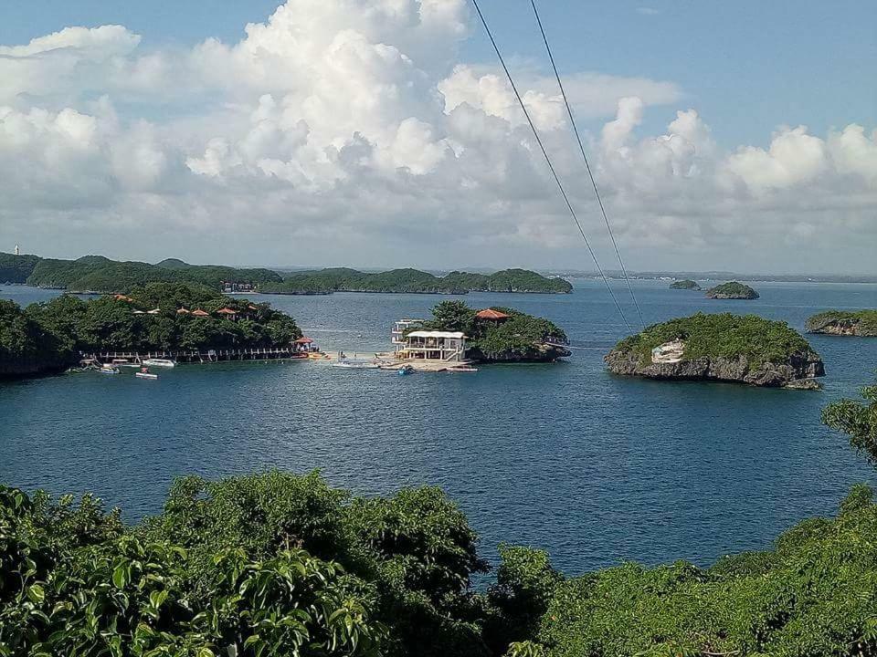 Traditional Filipino Transient House And Huts Near 100 Islands Wharf 阿拉米诺斯 外观 照片